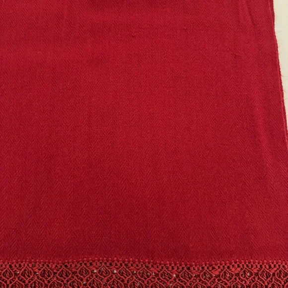 Artesanías Warmi Ajayu Alpaca Blend Red Scarf Wrap Crochet Fringe